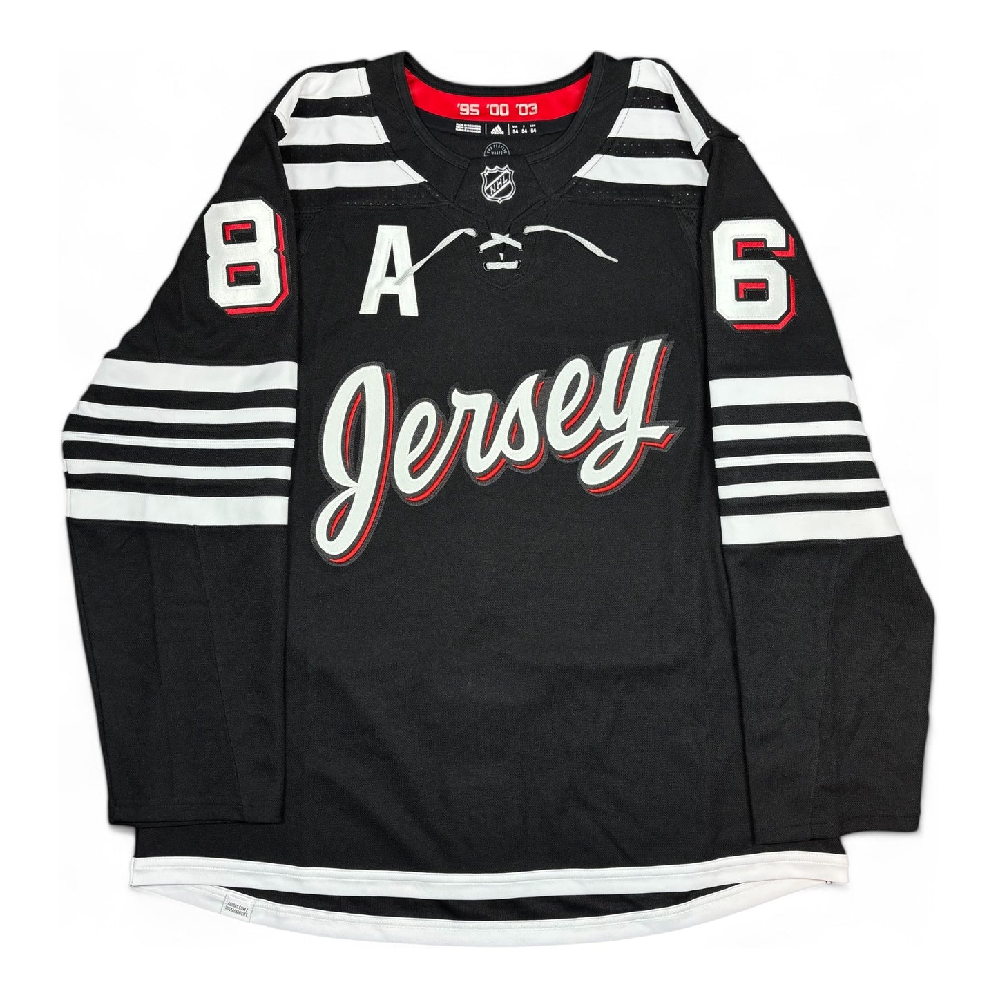 JACK HUGUES - JERSEY HOCKEY AUTOGRAPHIÉ - ADIDAS