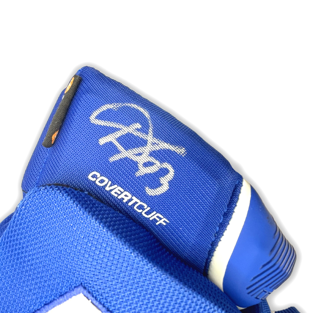HOCKEY GLOVES - WARRIOR PRO COVERT QR6 - AUTO - IVAN DEMIDOV