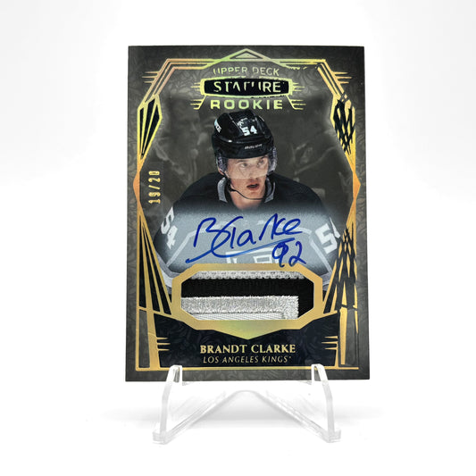 2022-23 - UD STATURE - ROOKIE AUTO PATCH BRANDT CLARKE 19/20